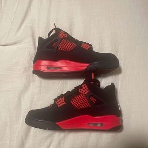 2022 Air Jordan 4 Retro 'Red Thunder'